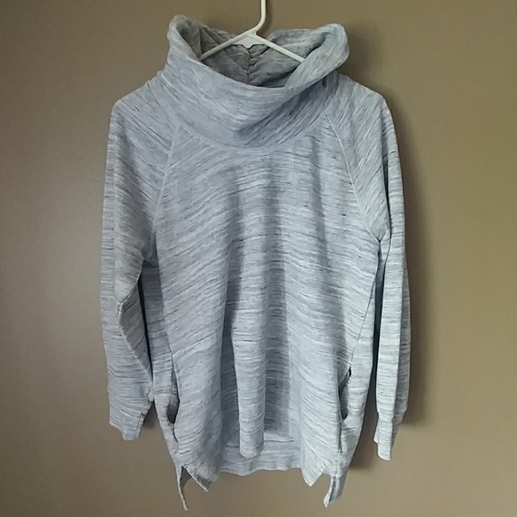 aerie Sweaters - Aerie Pullover w/pockets